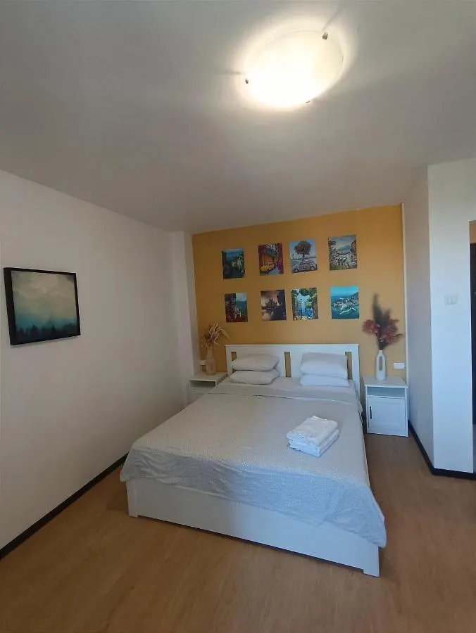 Old Town View Studio Bucharest Apartment